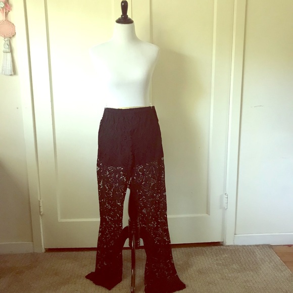 Almost Famous Lace Layer Pant with Shorts - Picture 1 of 3